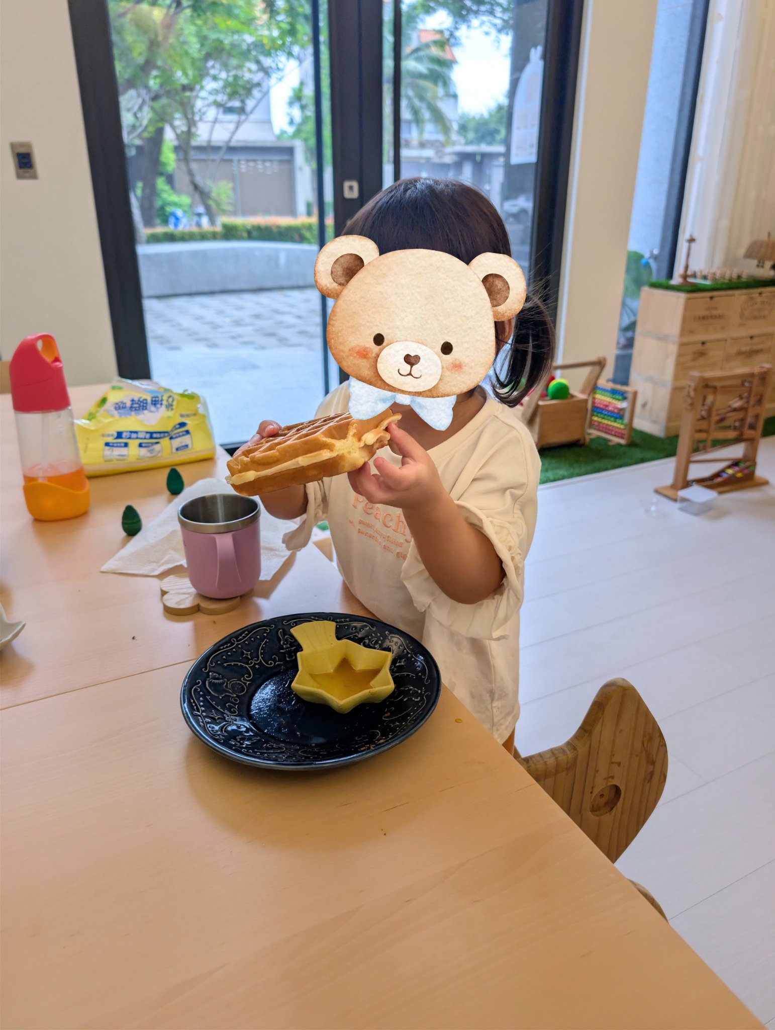 play with me moment snack time waffle real food self feeding food education handmade organic honey toddler